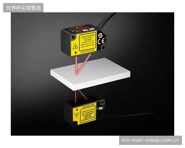 终极的解决方案或将出现：嵌入CFRTP层间的微型光纤光栅传感器将替代外部激光检测，使桨叶本身具备实时监测和报告自身层间剪切健康状态的能力